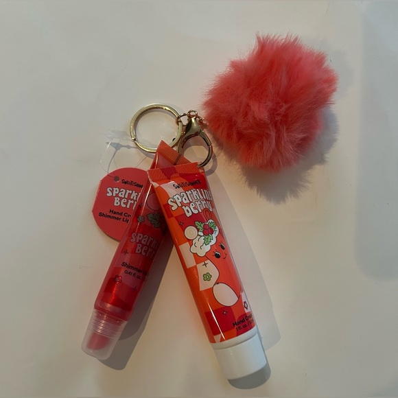 Sweet & Shimmer Sparkling Berry Keychain with Lipgloss and Hand lotion NWT - Picture 2 of 4